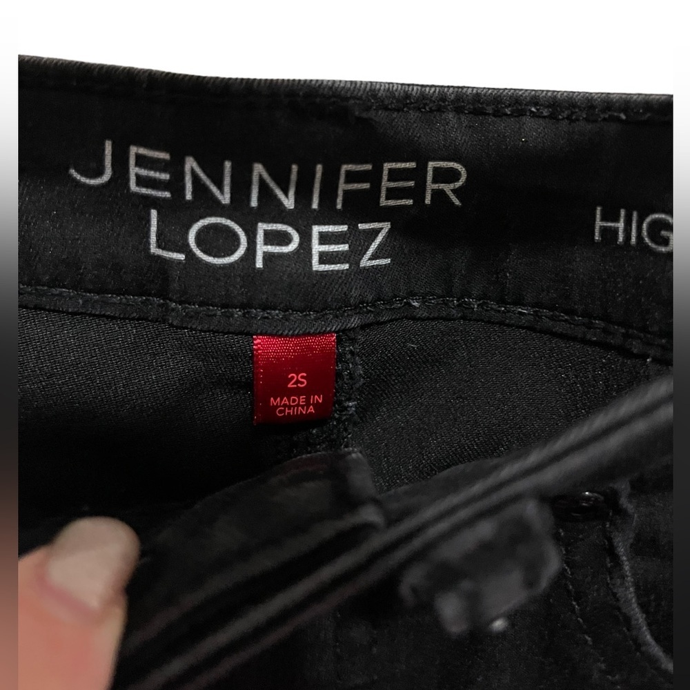 Jennifer Lopez - Black denim jeans  - size 25 GUC - Picture 3 of 4